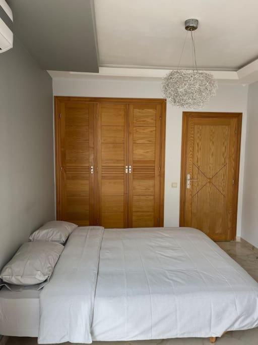 Big Luxury Apartment Near Airport Nouaceur Esterno foto