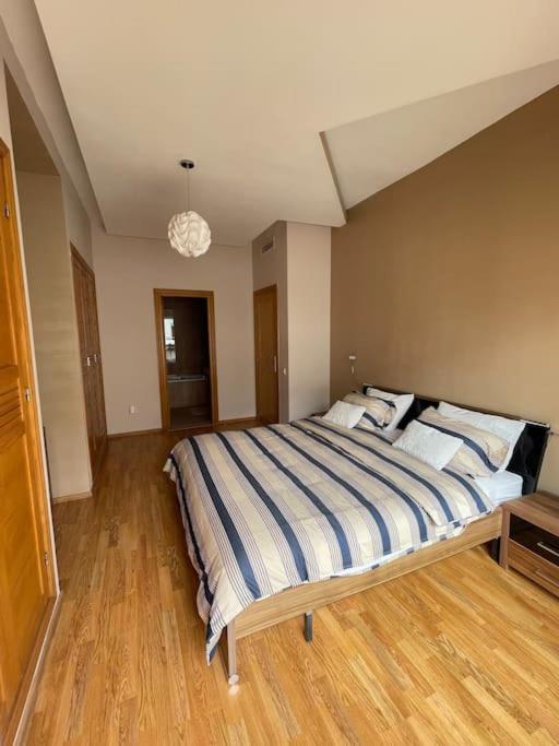 Big Luxury Apartment Near Airport Nouaceur Esterno foto